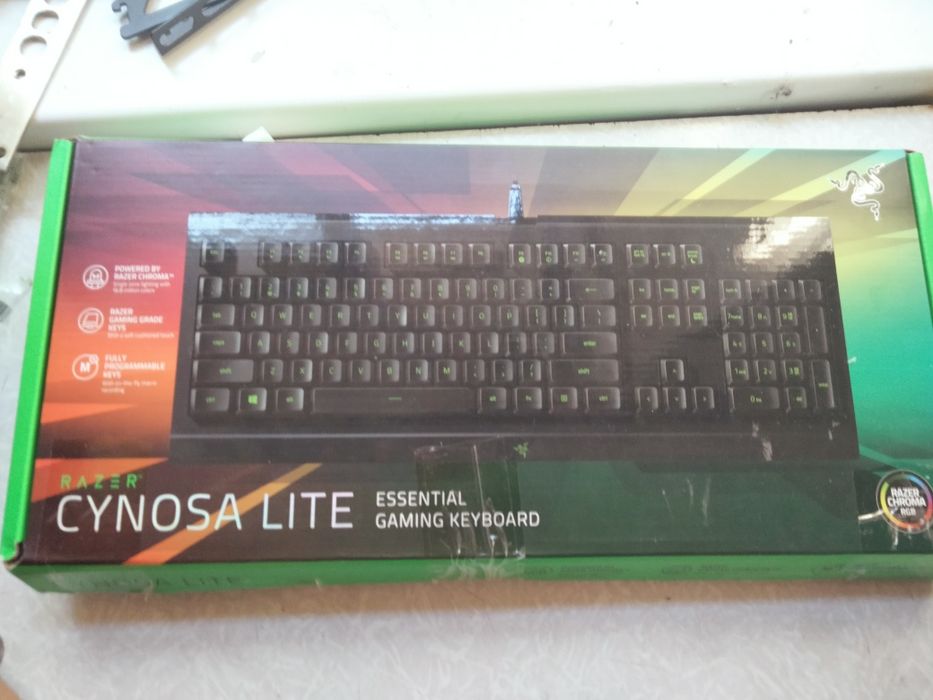 игровая клавиатура Razer Cynosa Lite RGB.