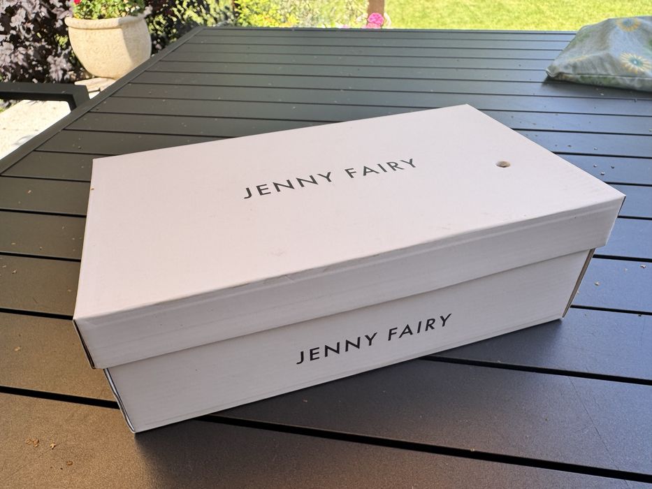 Szpilki, buty na obcasie, czarne, zamsz, roz 37, stan BDB; studniówka