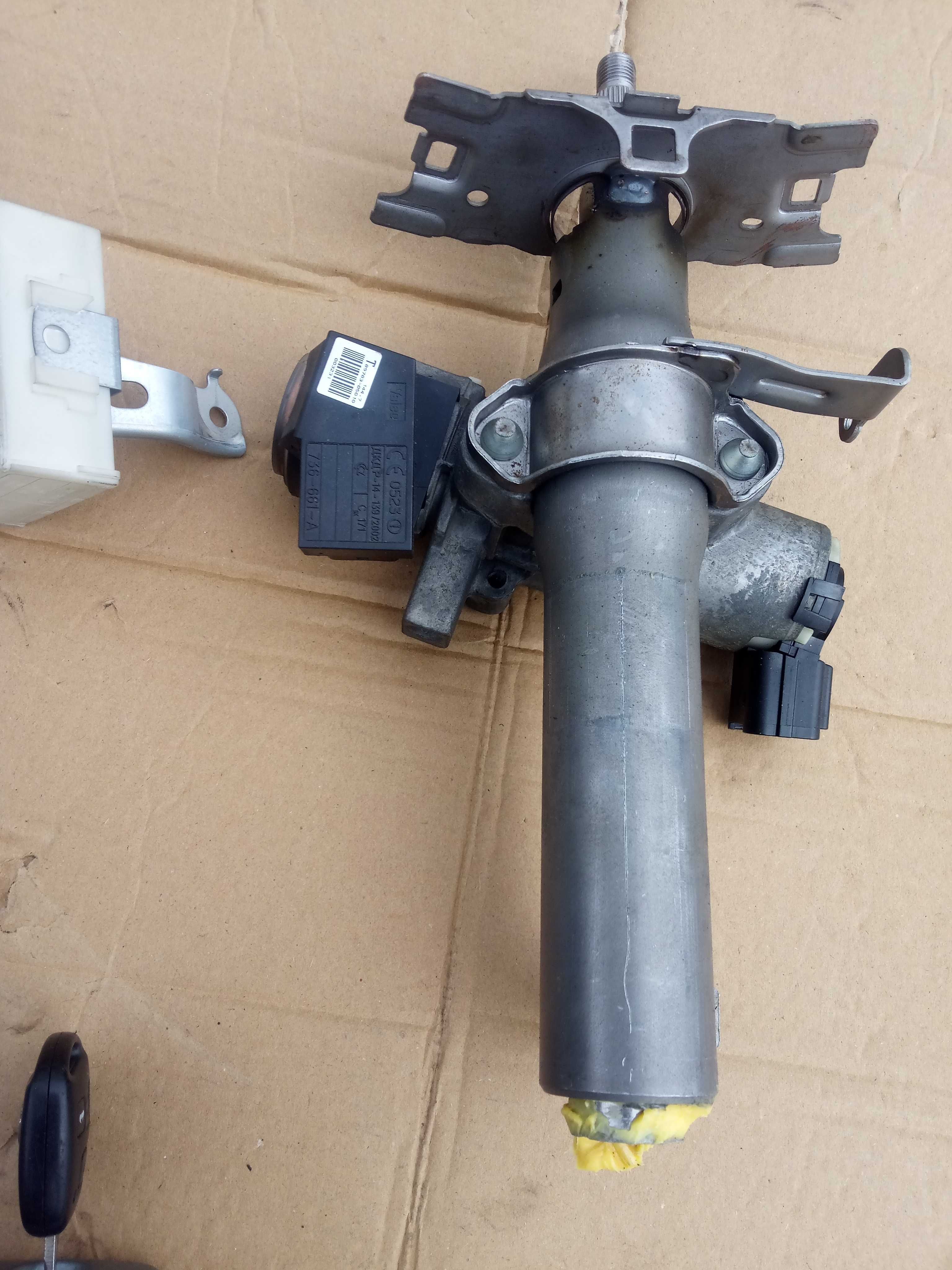 AVENSIS T25 2,0 126km bez dpf 06-08 lift komputer zestaw startowy