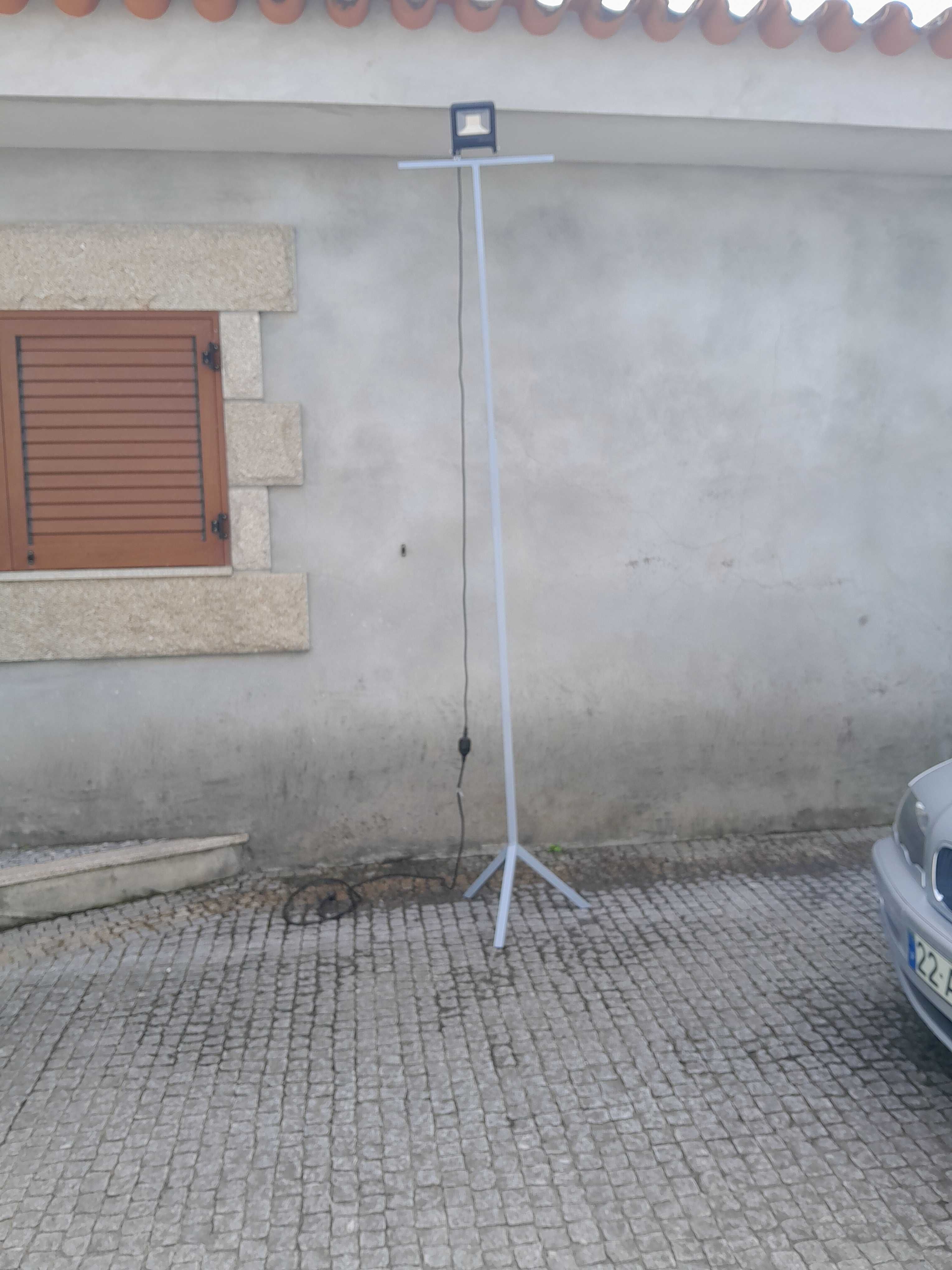 Suporte para projetor