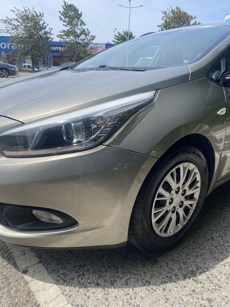 Carrinha Kia Ceed 2015