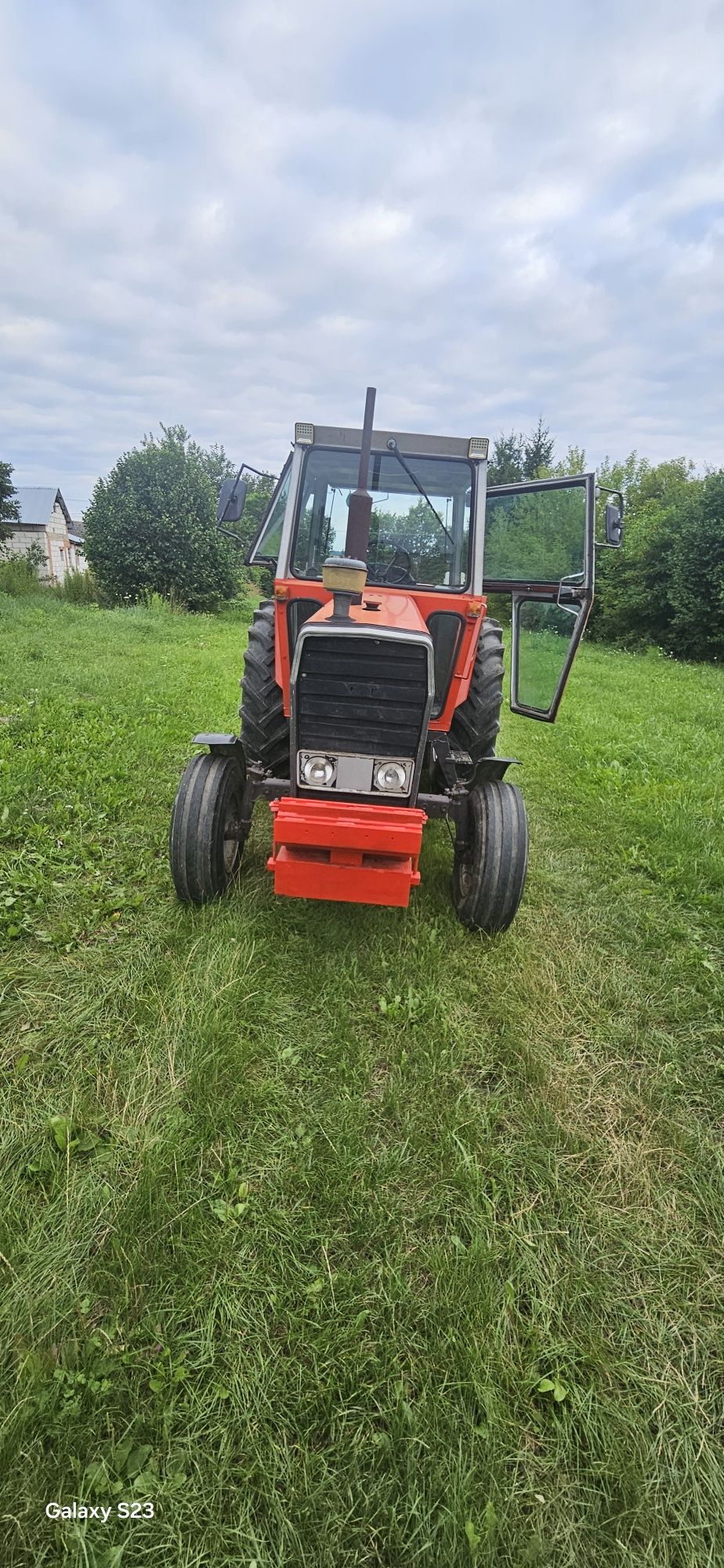 Massey Ferguson 575