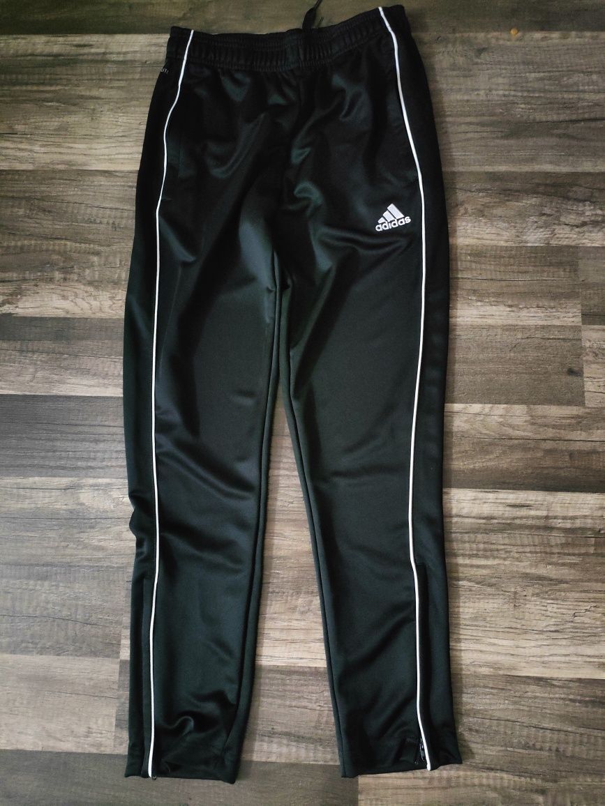 nowe sportowe , dresowe spodnie ADIDAS Climalite