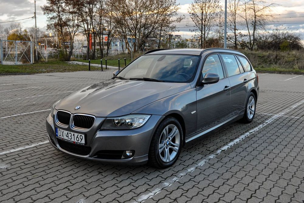 BMW Seria 3 320d 163KM 2011 r. skóry