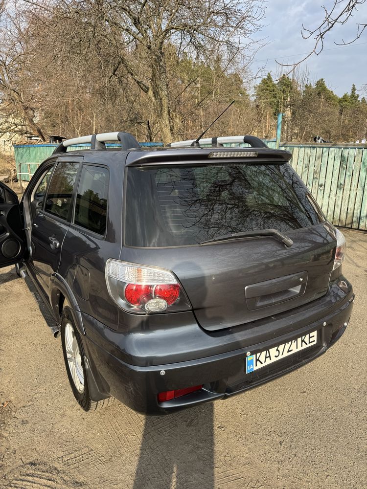 Продам OUTLANDER 2.4
