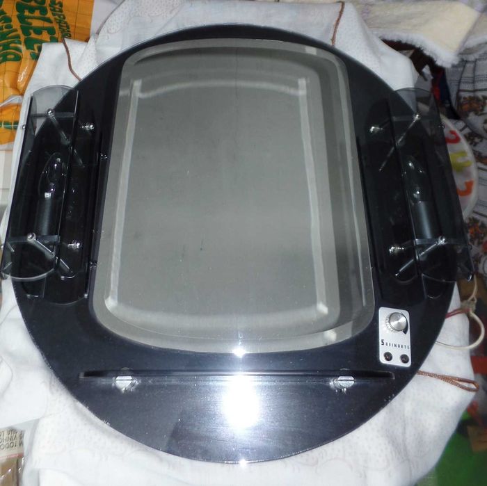 Espelho Oval 60x60 com Luz e Prateleira(M)
