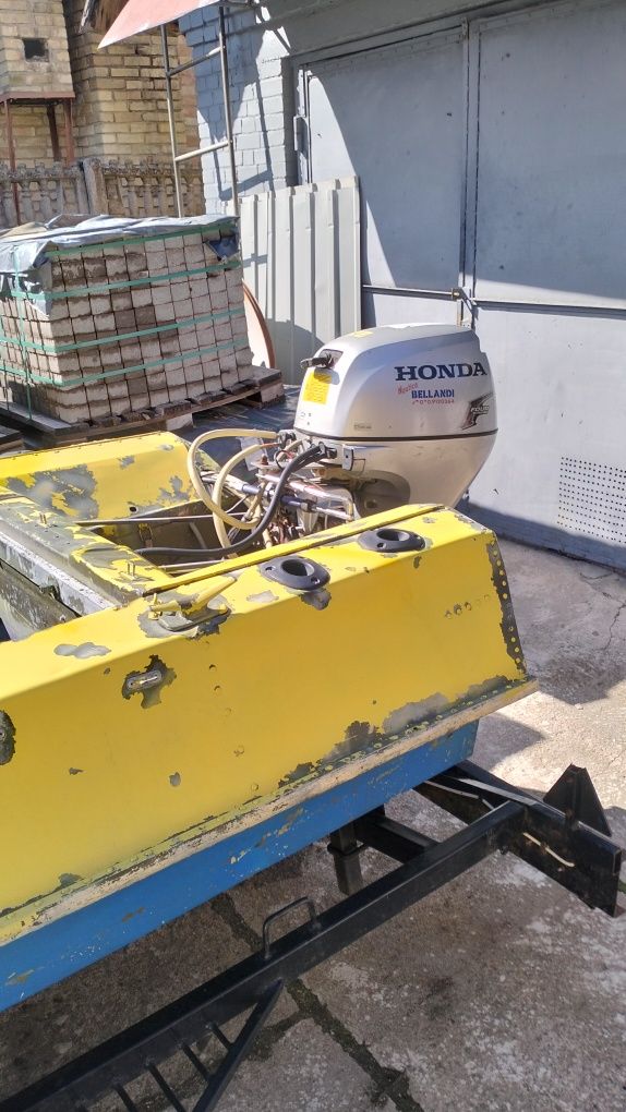 Лодка обь м Honda 20