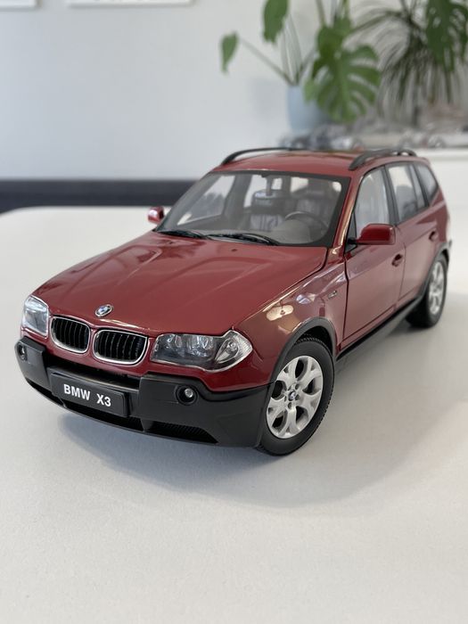 Model BMW X3 1/18 Kyosho jak Minichamps Norev 1:18 Maisto Bburago NZG