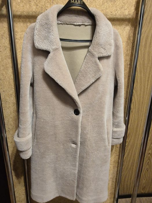 Продам шубу штучну