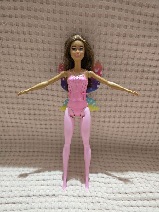 Lalka Barbie motyl