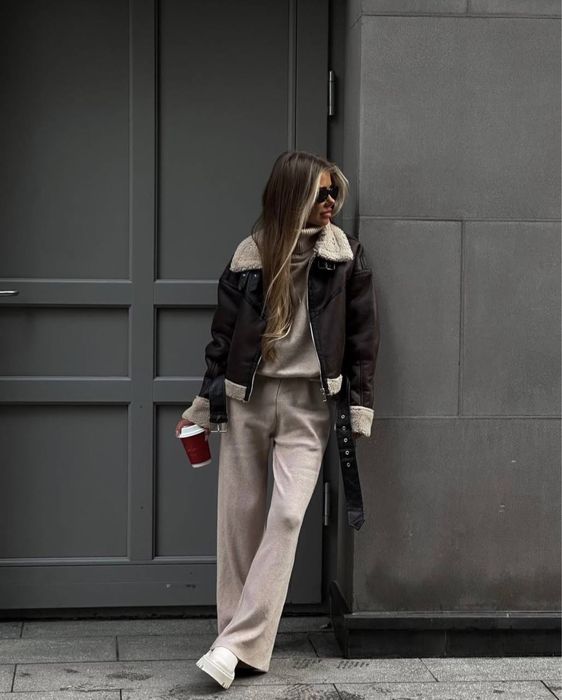 Жіноча куртка дублянки зимна хутро