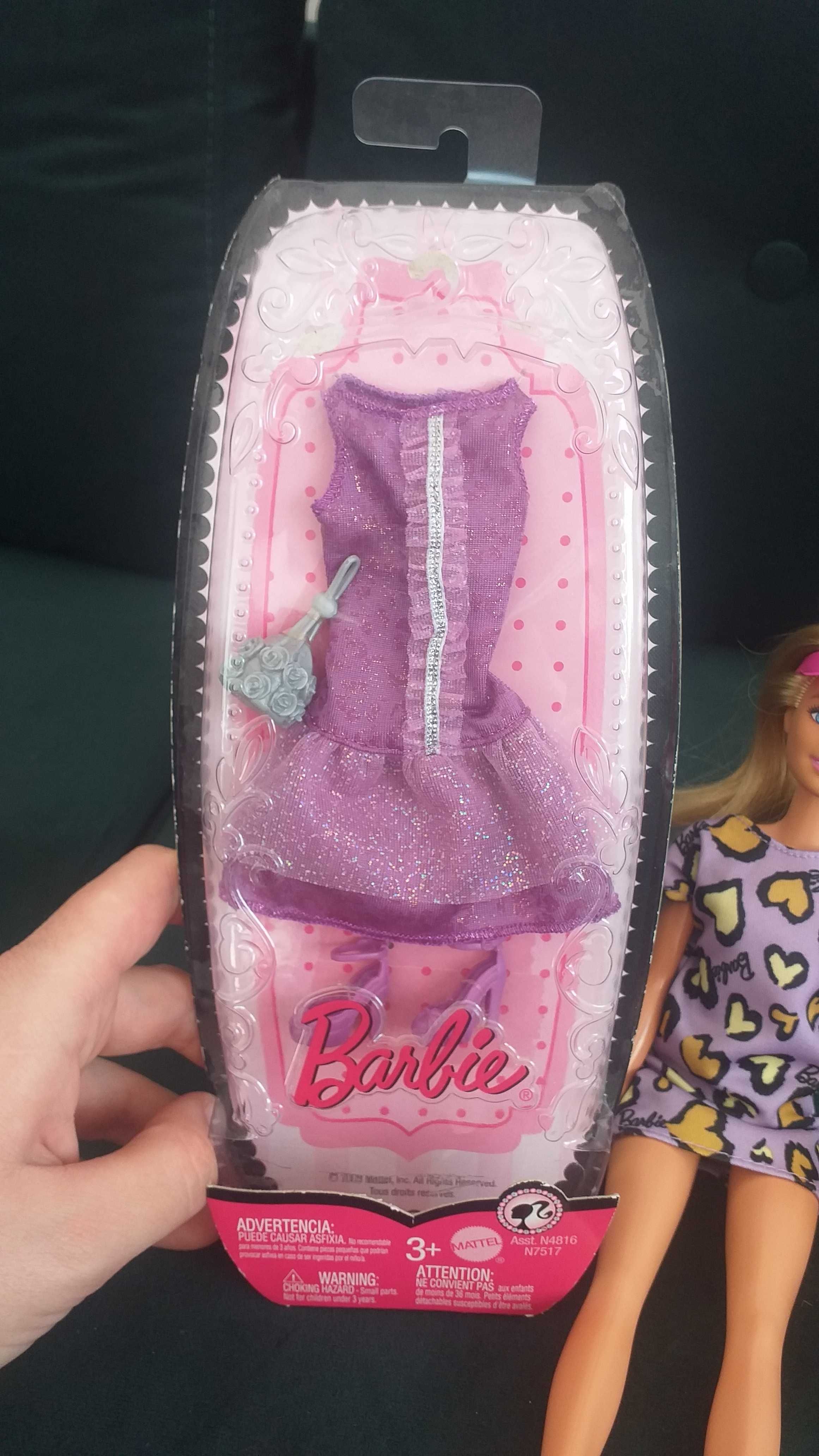 Lalka Barbie z psem, zestaw z suknią.