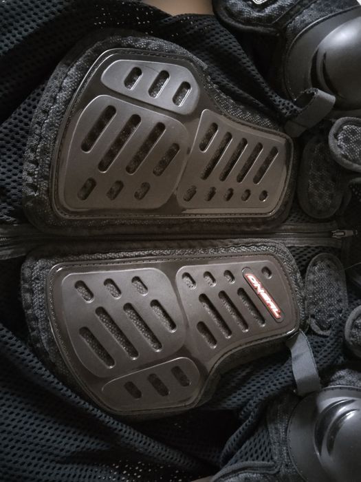 Zbroja żółwik ONEAL rozmiar L/XL jak nowa