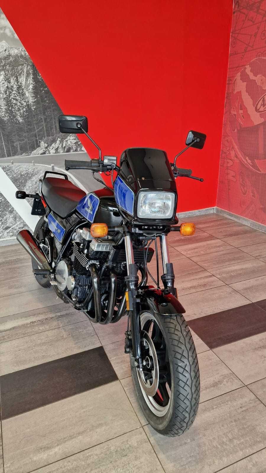 Motocykl Honda CB750 SC Nighthawk S  CB700SC