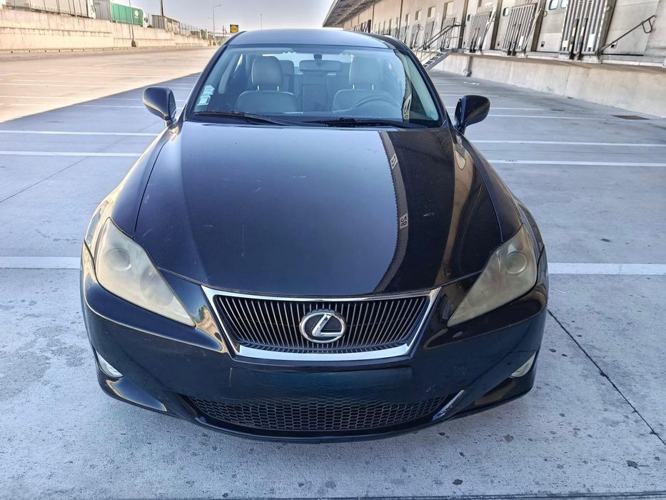 Lexus IS 220d - 177cv