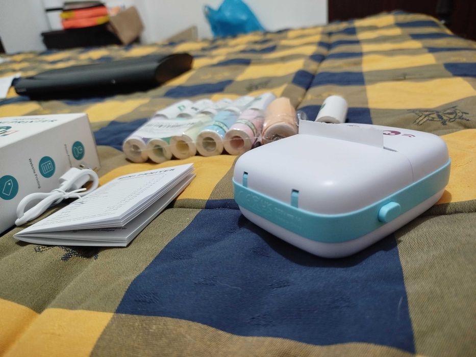 Mini Impressora Térmica Portátil com 13 Rolos (Não precisa Tinteiro)