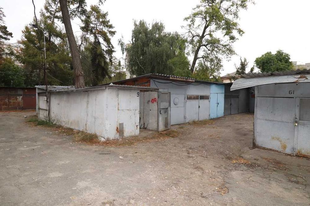 Продам гараж з погребом