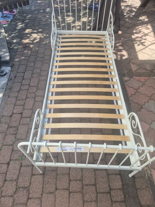 Łóżko metalowe ikea