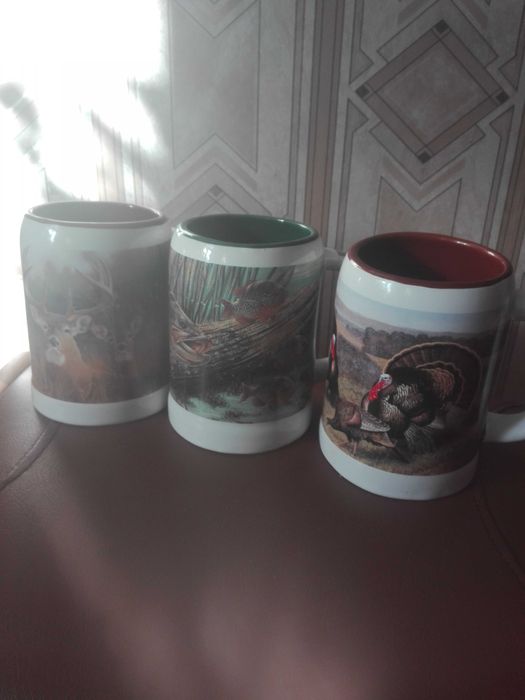 Kufle do piwa z gliny