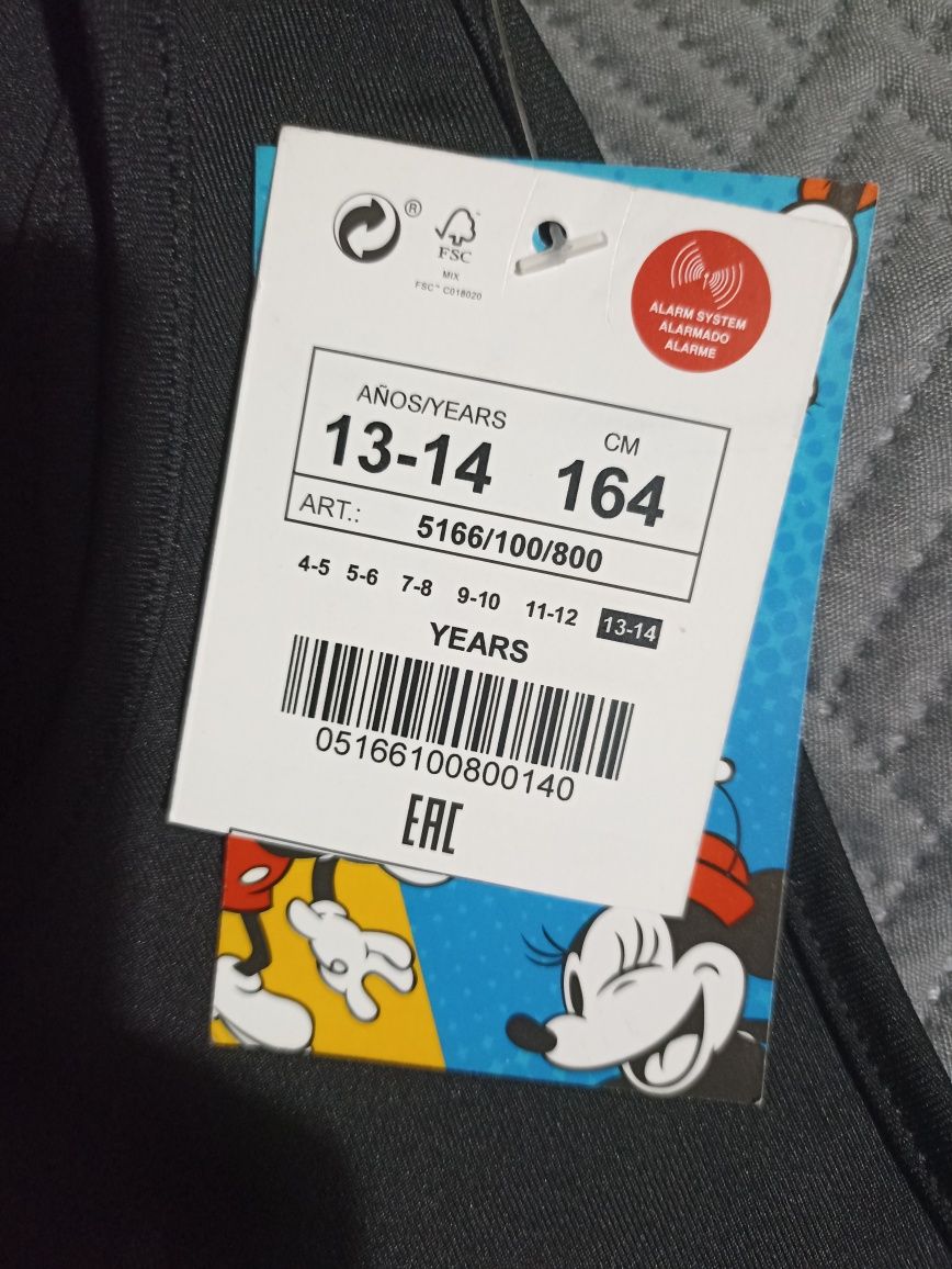 2 tops pretos com o Mickey