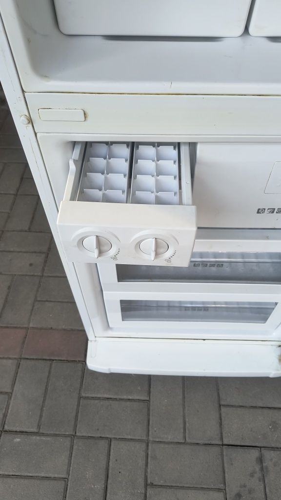 Холодильник Samsung RL39EBSW No frost
