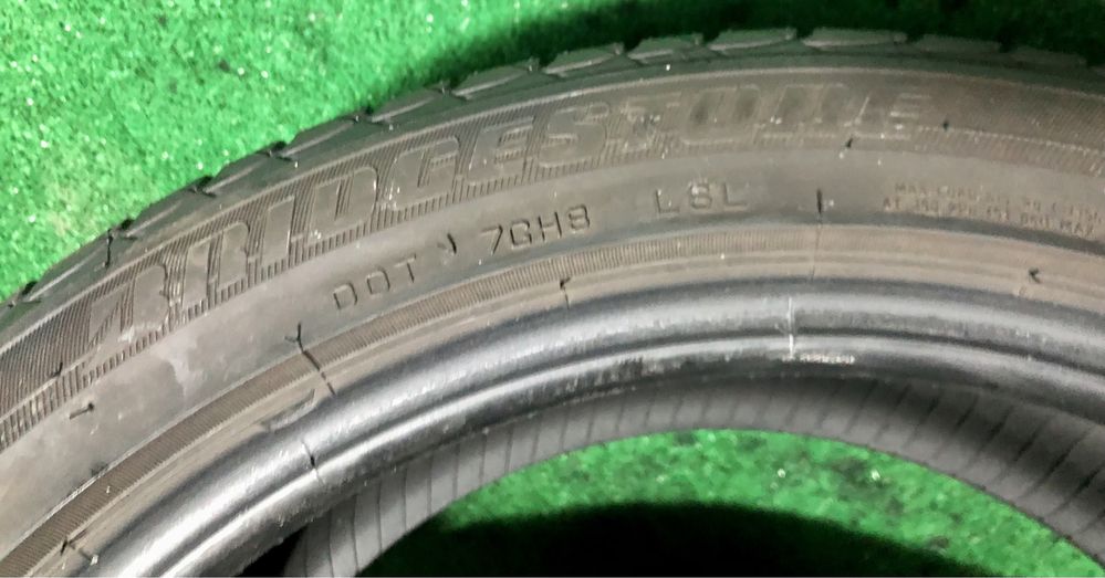 Шини резина 225\45R17 Bridgestone.