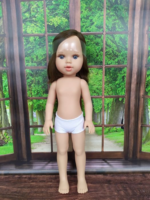 Дуже гарна лялечка Marina & Pau Марина Енд Пау. Виробництво Іспанія