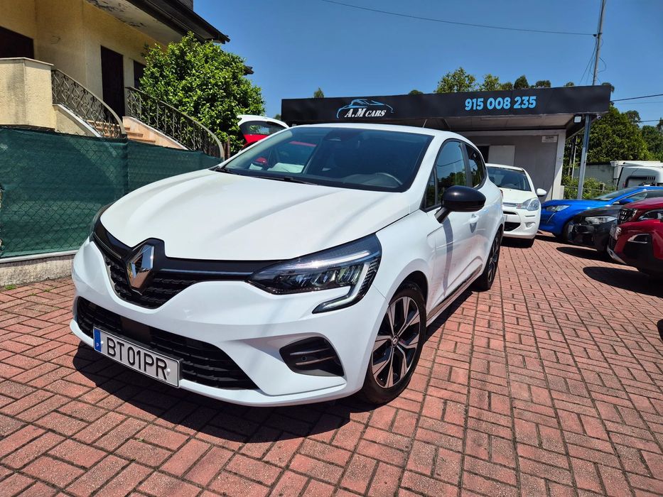 Renault Clio 1.6 E-Tech Exclusive