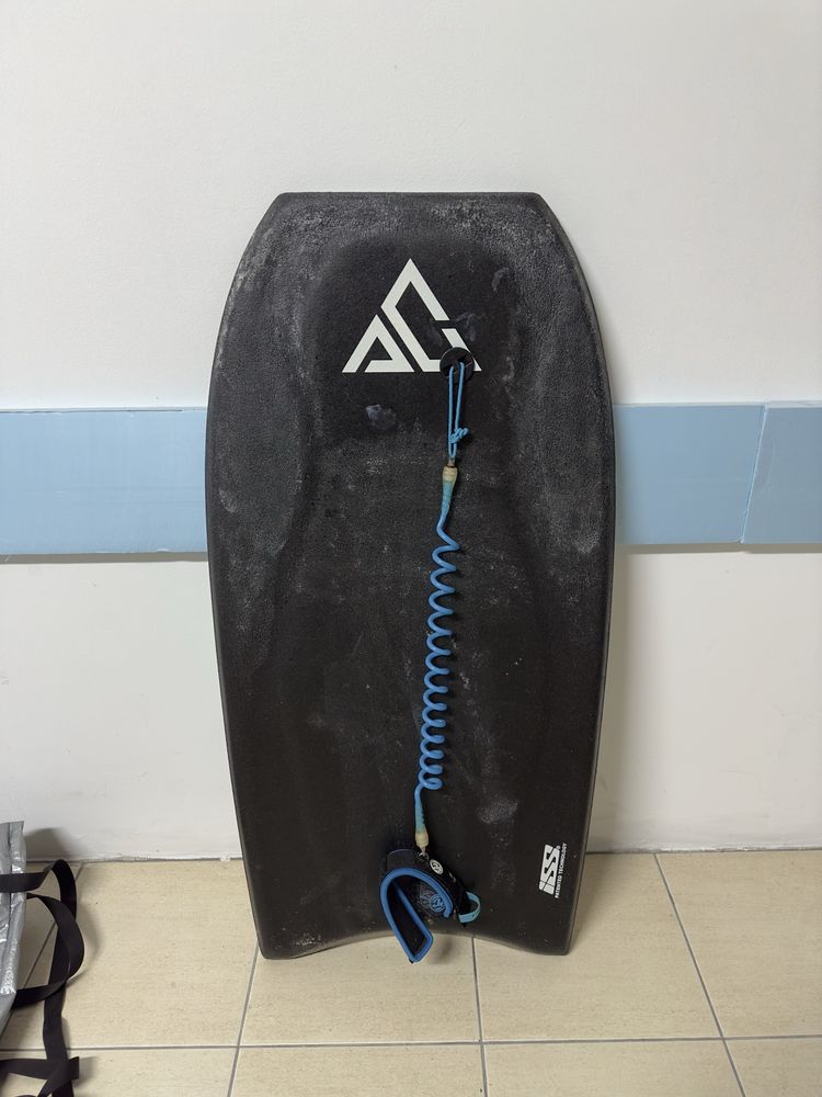Prancha JG Bodyboards + Leash + Capa Deeply