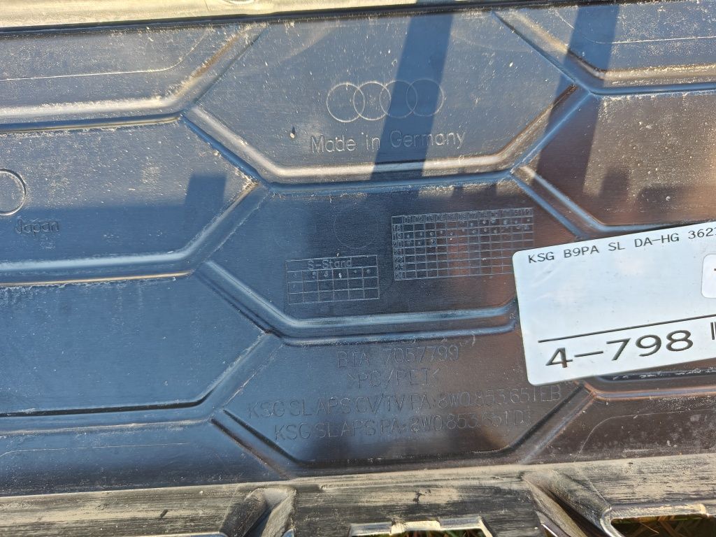 Решетка решітка радіатора ауди а4 Б9 Audi A4 B9 8w0853651eb