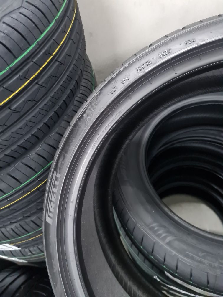 235/35R20 Pirelli P ZERO.