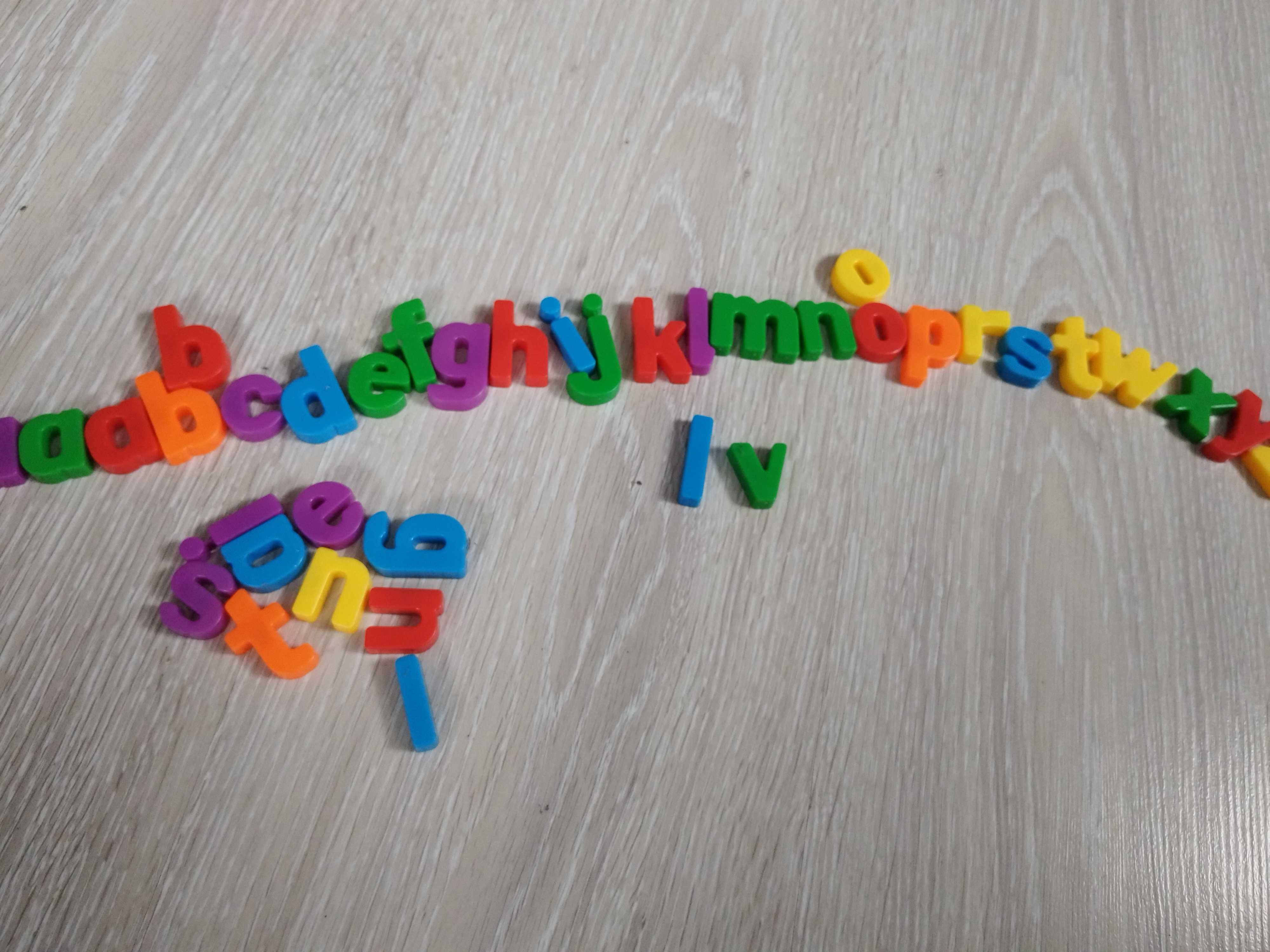 Alfabet magnetyczny