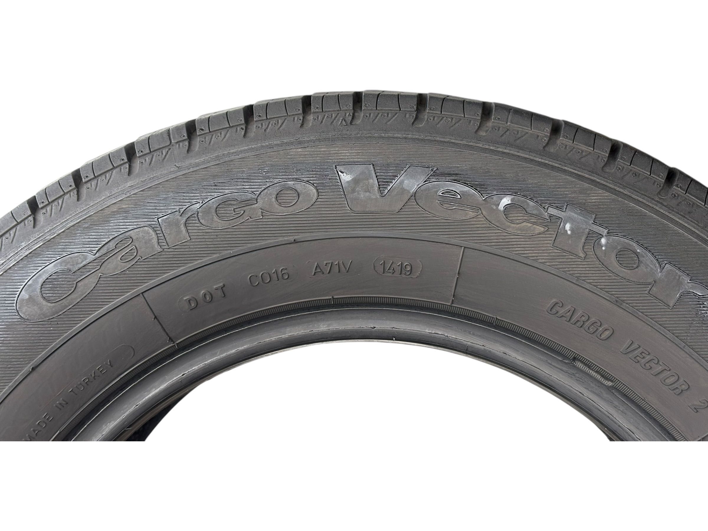 215/65/15C GOOD YEAR Cargo Vector 2 104/102T