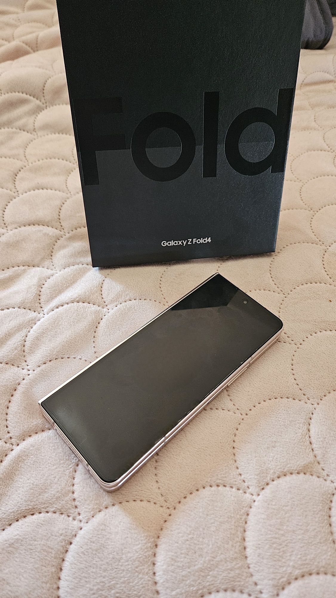 Samsung Galaxy fold 4