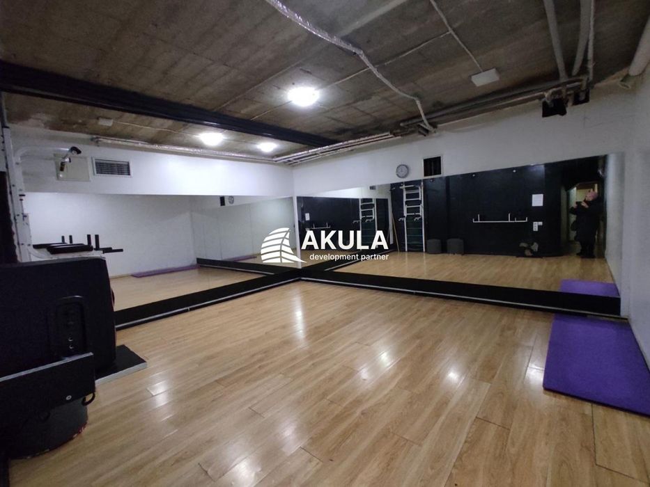 Продам Підвал, вул. Межигірська, 25, 297,1 кв.м. діючий бізнес