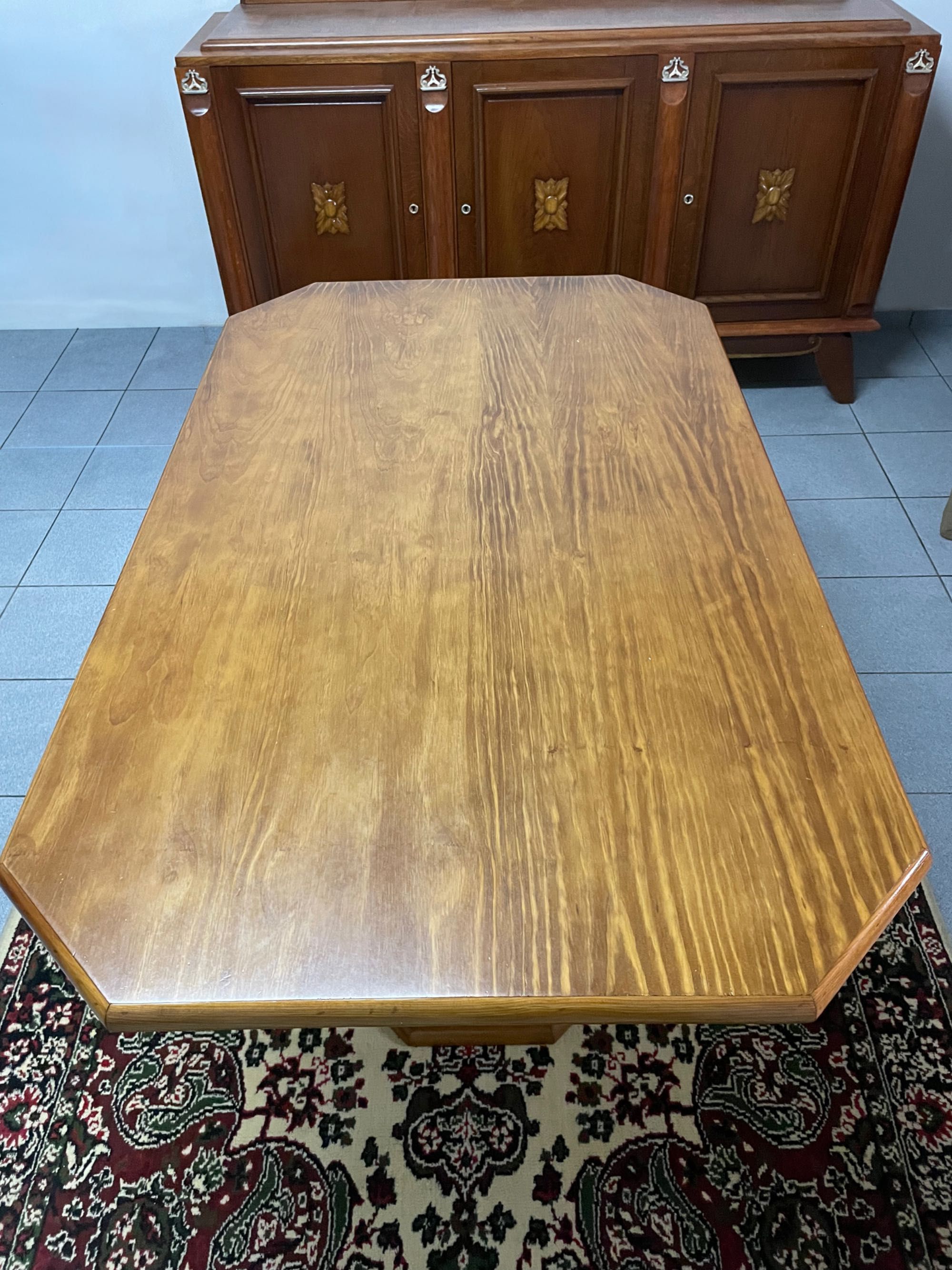 Mesa de cozinha/sala em madeira