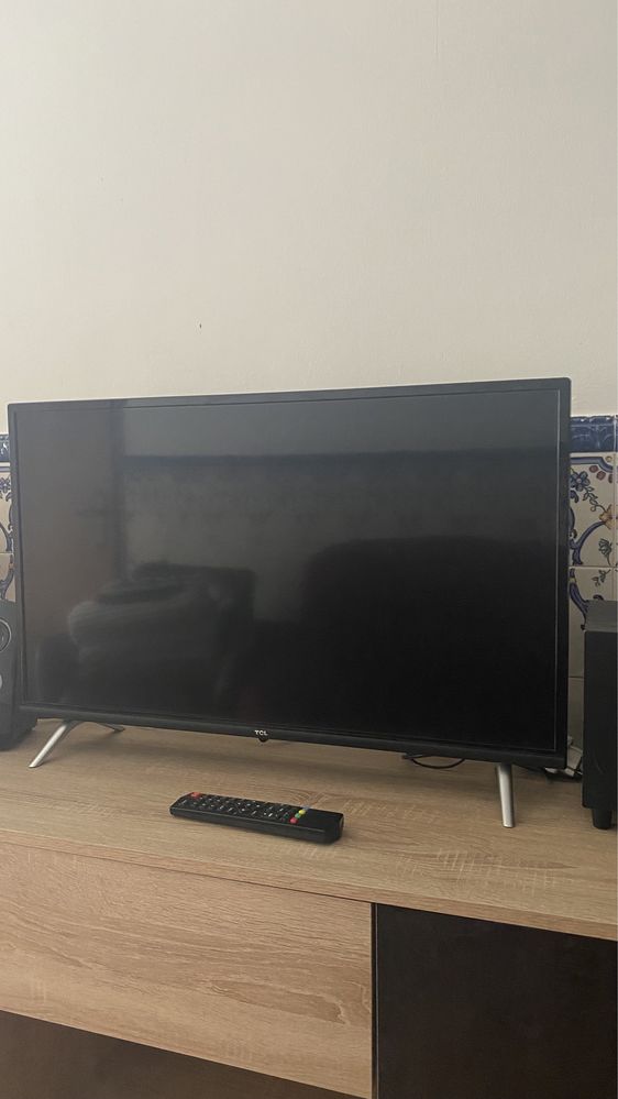 Tv tlc como nova 32 polegadas