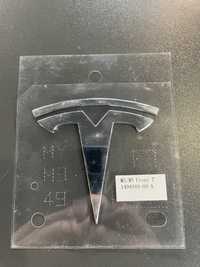 Эмблема "Т" капота Tesla Model 3 Model Y