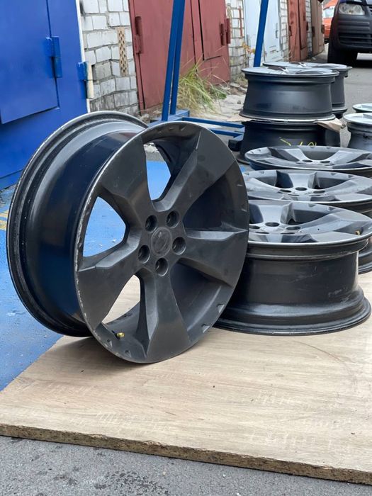 Goauto диски Subaru 5/100 r17 et55 7j dia56,6 в чудовому стані