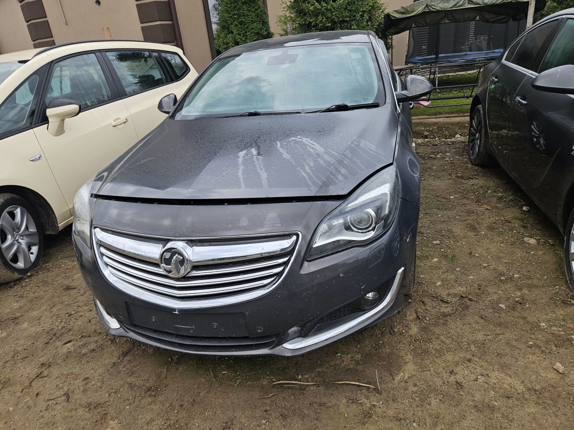 Опель Інсігнія Бампер Капот Крило Фара Решітка Стоп Скло Opel Insignia