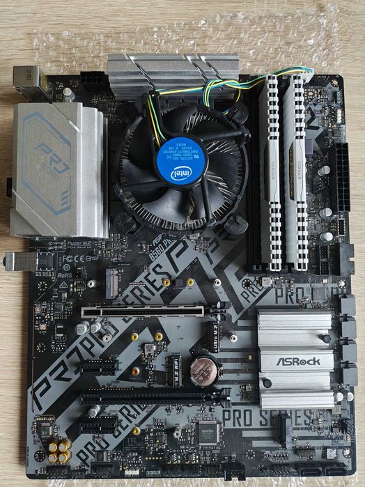 Płyta główna Asrock b560 z procesorem i510400, pamięć 16 gb