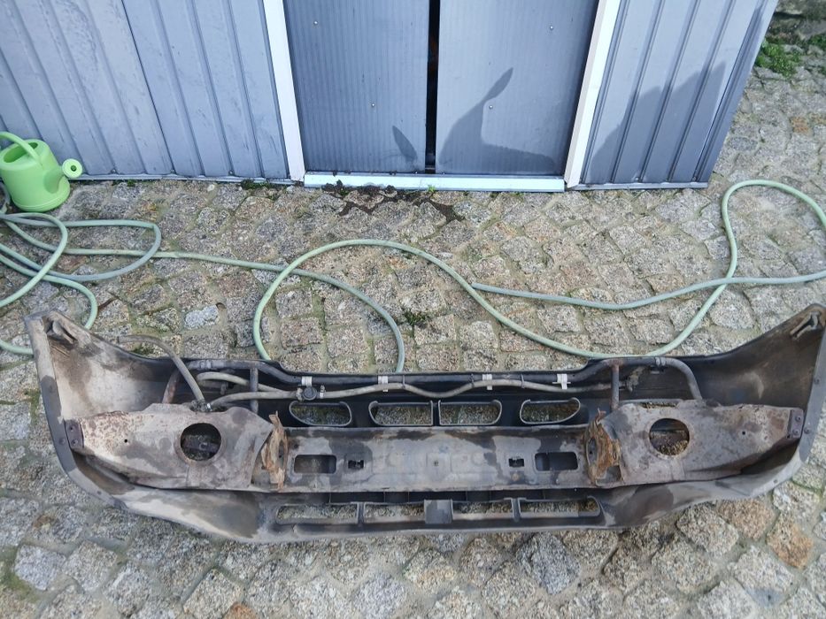 Parachoques Terrano 2