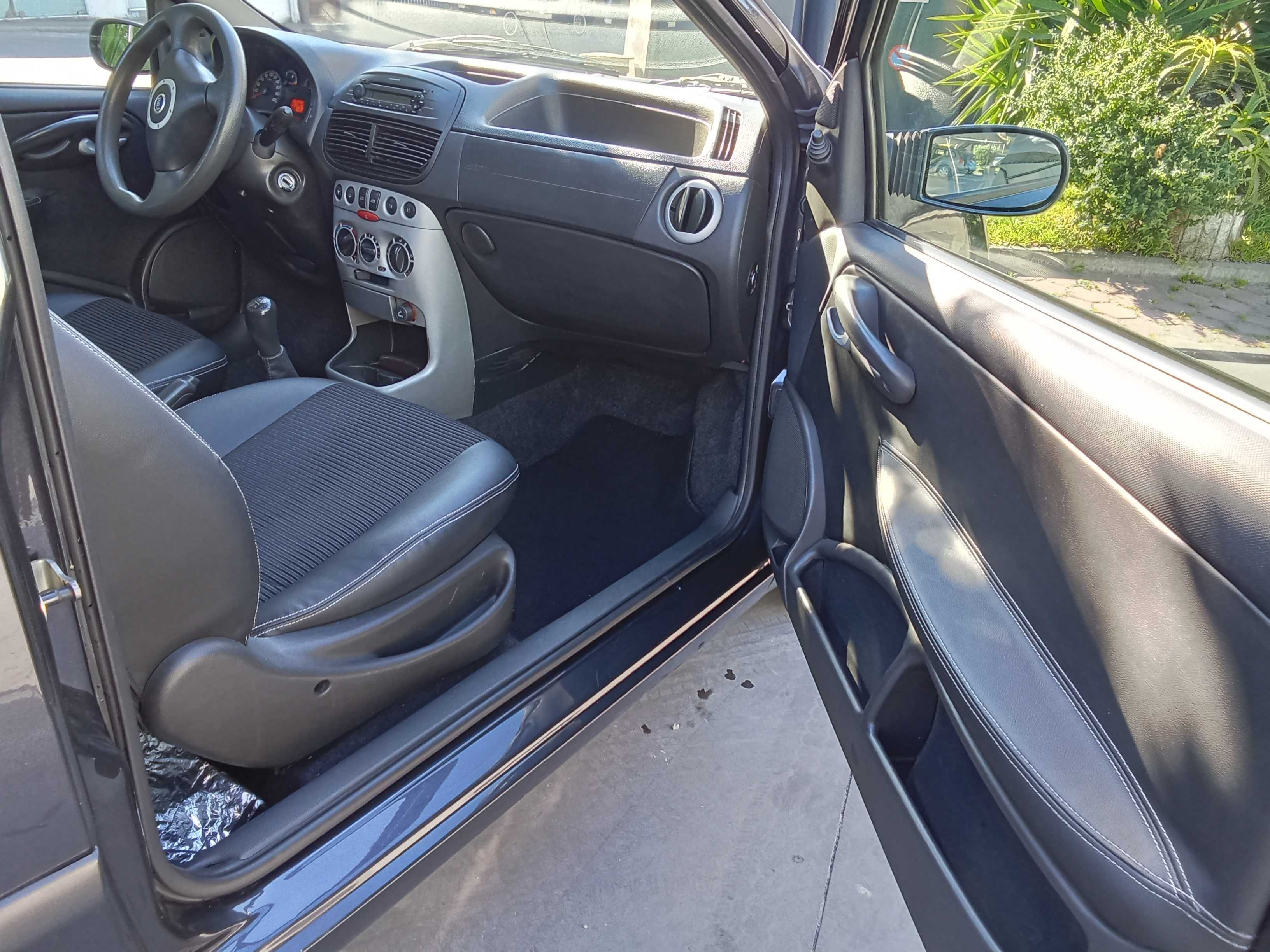 Fiat Punto 1.3 MultiJet versão Sport.