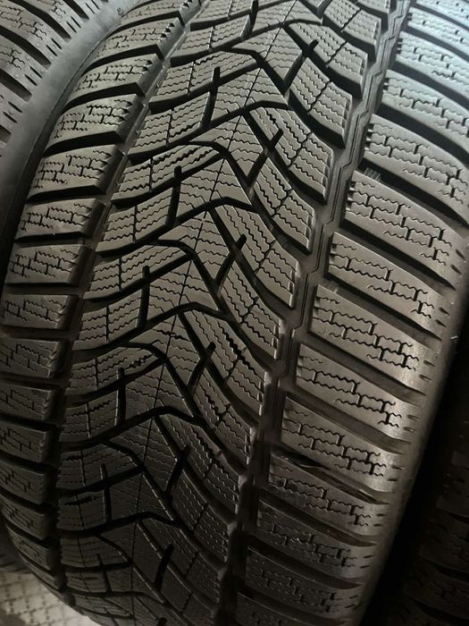 245/40/18 R18 Dunlop SP winterSport 5 4шт зима