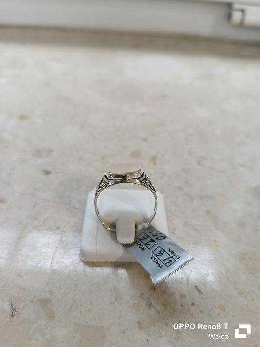 Srebrny Nowy sygnet lusterko roz.26.pr.925