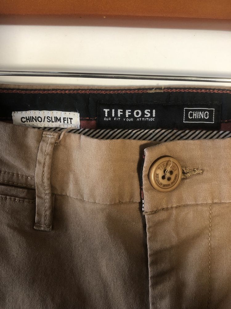 Calças Tiffosi Chino//Slim Fit Tamanho L:32