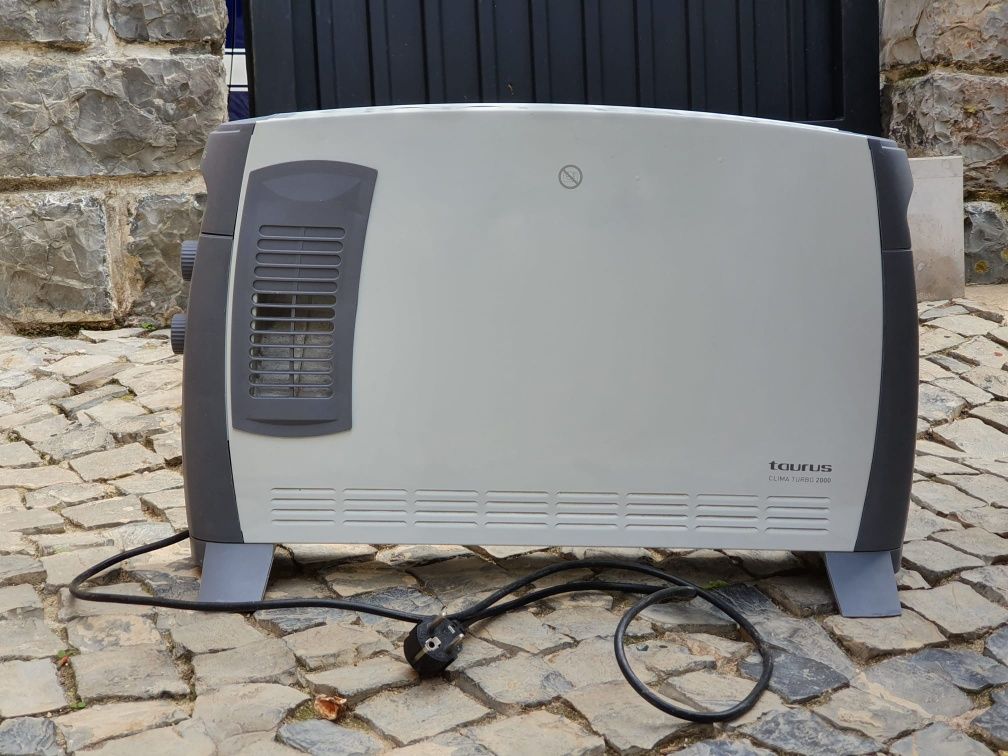 Aquecedor Convector Taurus Clima Turbo 2000