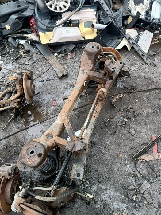 Zawieszenie tylne Ford Focus mk2