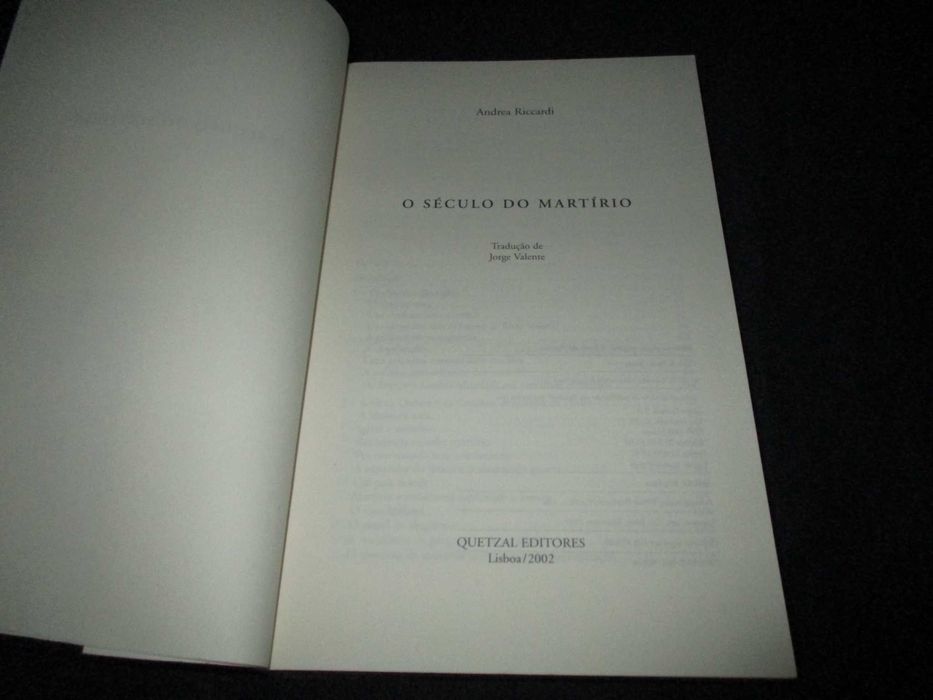Livro O século do Martírio Andrea Riccardi Quetzal