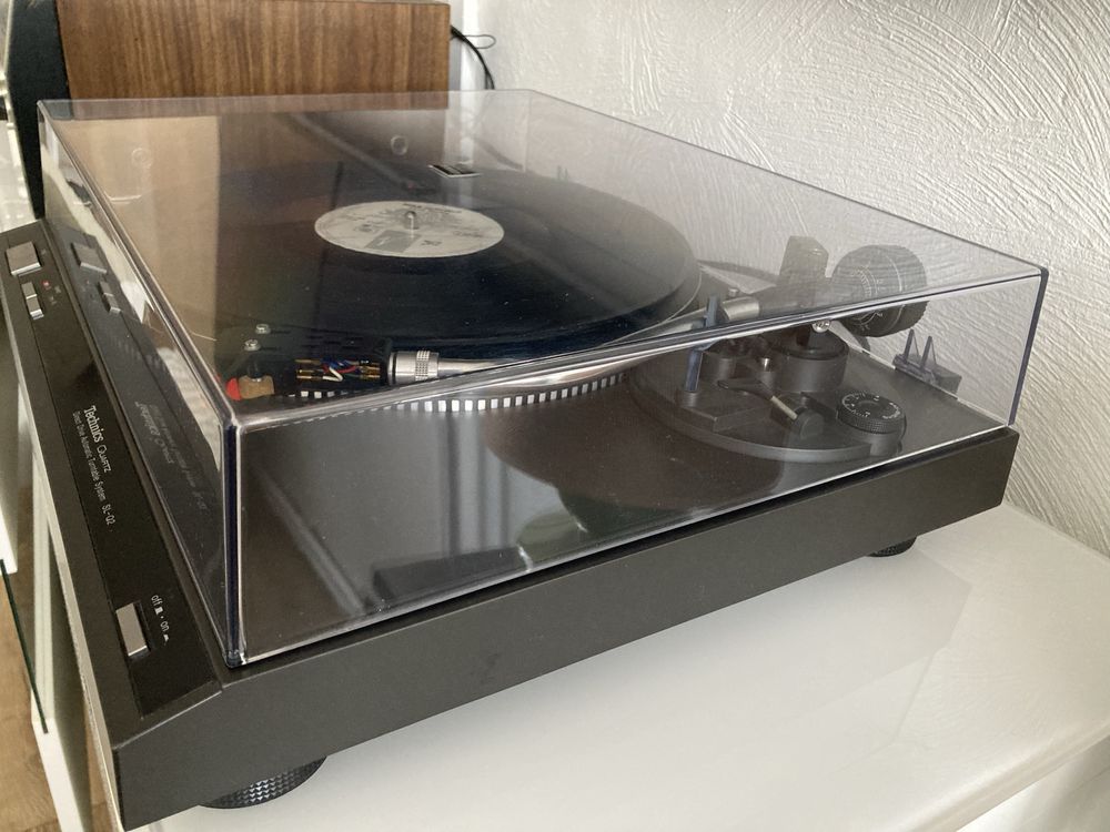 Technics SL-Q2  gramofon  Direct Drive